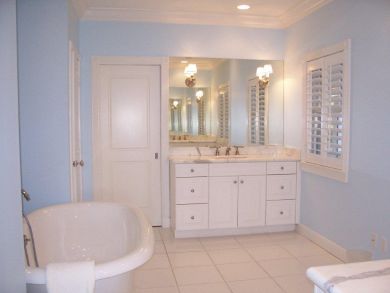 Ensuite bathroom