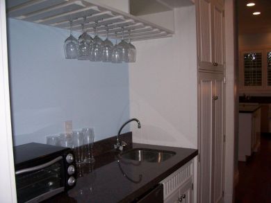 Wet bar