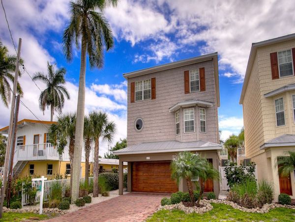 Three Bedroom Anna Maria Island Rental Sleeps 6 Private Pool