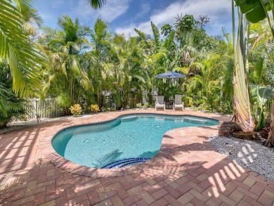 Anna Maria Vacation Rental 2 Bedroom 1 Block To Beach