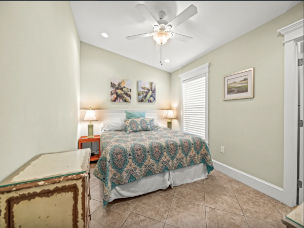 Four Bedroom Duplex on Anna Maria Island Sleeps Private Pool