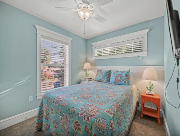 Four Bedroom Duplex on Anna Maria Island Sleeps Private Pool