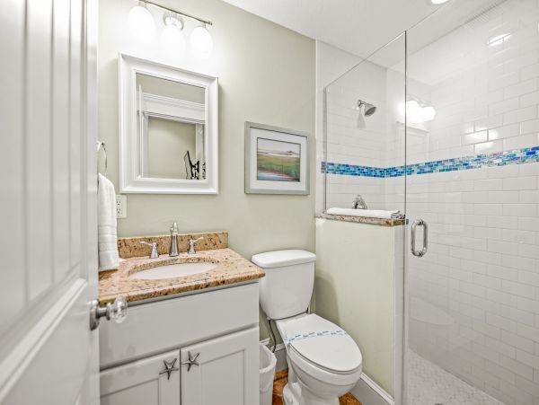 Four Bedroom Duplex on Anna Maria Island Sleeps Private Pool