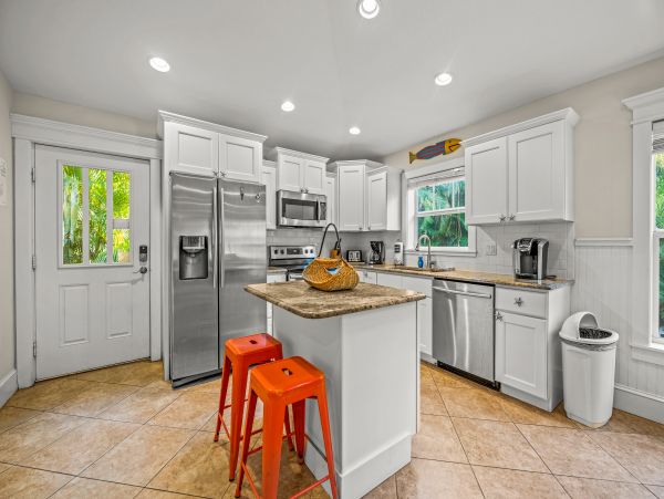 Four Bedroom Duplex on Anna Maria Island Sleeps Private Pool