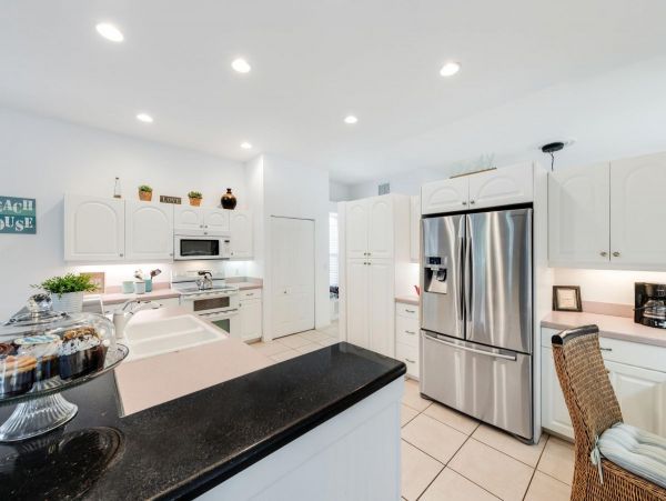 Siesta Key 6 Bedroom Vacation Rental with Pool - Near Beach