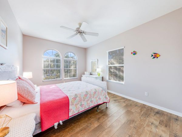 Siesta Key 6 Bedroom Vacation Rental with Pool - Near Beach
