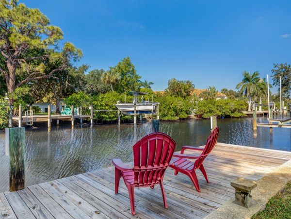 Siesta Key Accommodation Sleeps 8