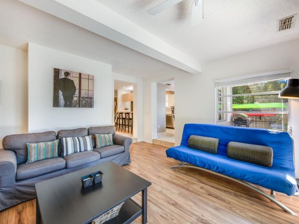 Siesta Key Accommodation Sleeps 8