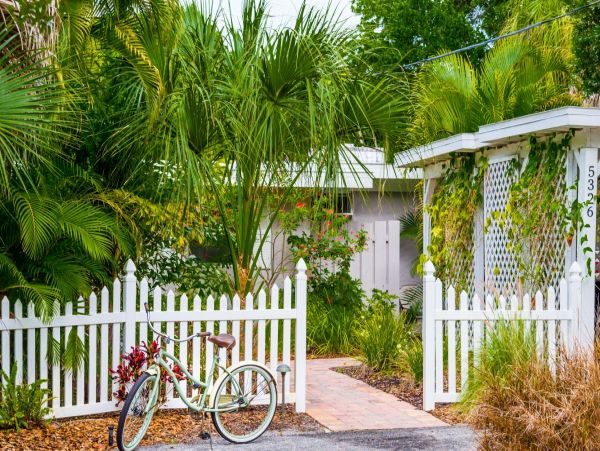 Siesta Key Accommodation Sleeps 8
