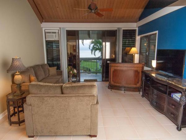 Kahana Vacation Rental Pacific Views 3 Bedrooms Sleeps 9