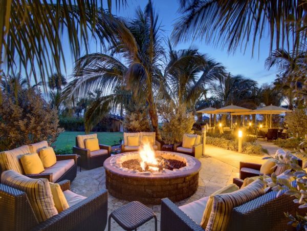 Luxury Vacation Accommodation in Siesta Key Resort Location