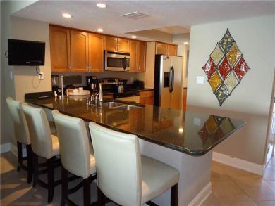 Fully Equipped Kitchen with Breakfast Bar