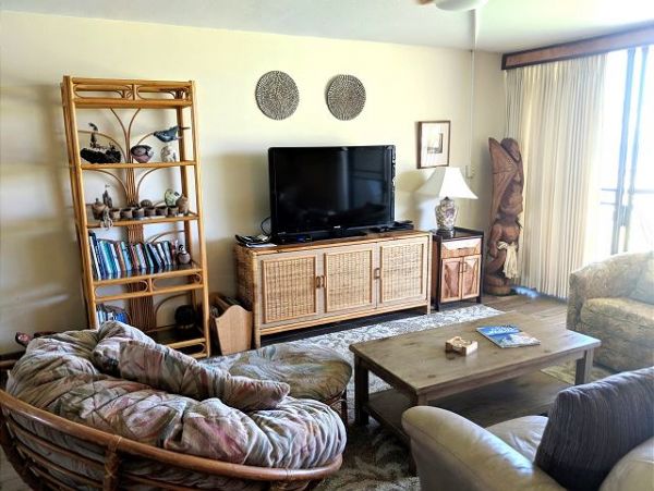 Breathtaking Views Kihei Condo with all the Comforts of Home