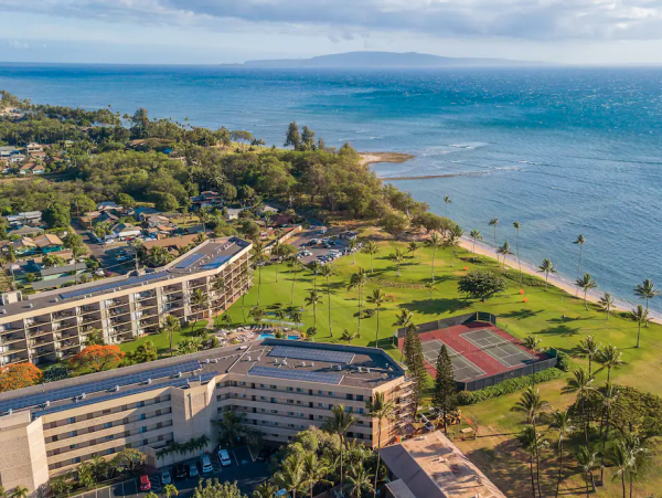 Breathtaking Views Kihei Condo with all the Comforts of Home