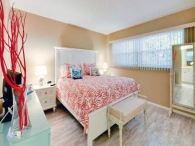 Beachfront Anna Maria 2 Bedroom Vacation Condo Sleeps 4 Beachfront Anna Maria 2 Bedroom Vacation Condo Sleeps 4