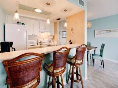 Beachfront Anna Maria 2 Bedroom Vacation Condo Sleeps 4 Beachfront Anna Maria 2 Bedroom Vacation Condo Sleeps 4