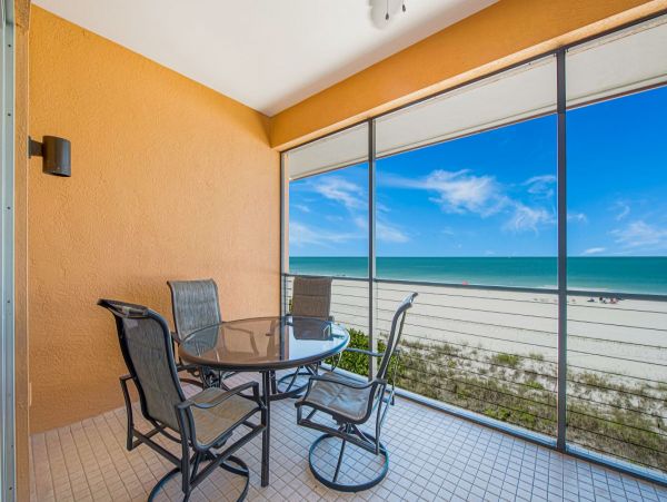 Anna Maria Island Vacation Condo Beachfront Three Bedrooms