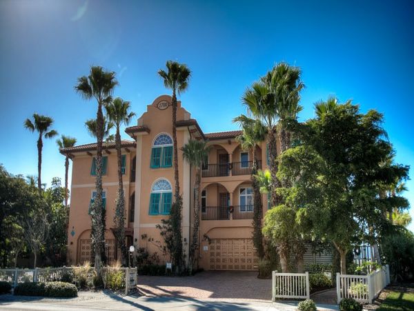 Anna Maria Island Vacation Condo Beachfront Three Bedrooms