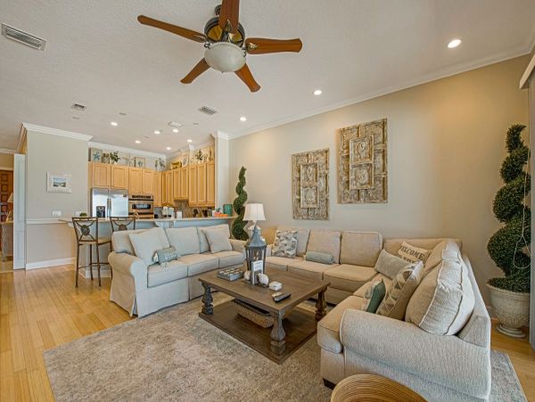 Anna Maria Island Vacation Condo Beachfront Three Bedrooms