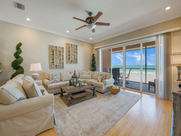 Anna Maria Island Vacation Condo Beachfront Three Bedrooms