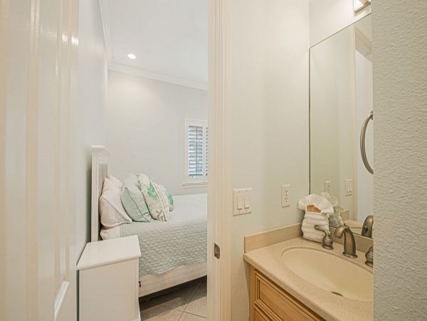 Anna Maria Island Vacation Condo Beachfront Three Bedrooms