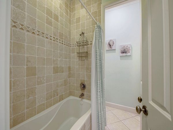 Anna Maria Island Vacation Condo Beachfront Three Bedrooms