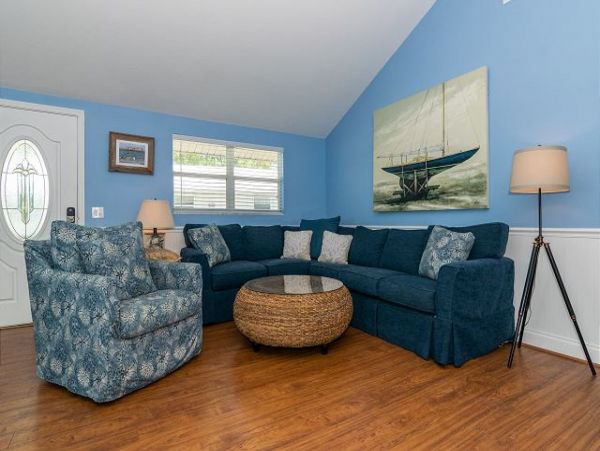 Holmes Beach Gulf Front Vacation Home 3 Bedrooms Sleeps Six