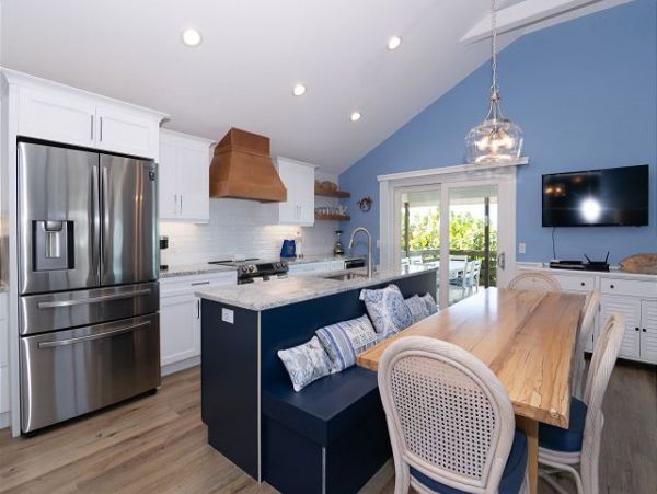 Holmes Beach Gulf Front Vacation Home 3 Bedrooms Sleeps Six