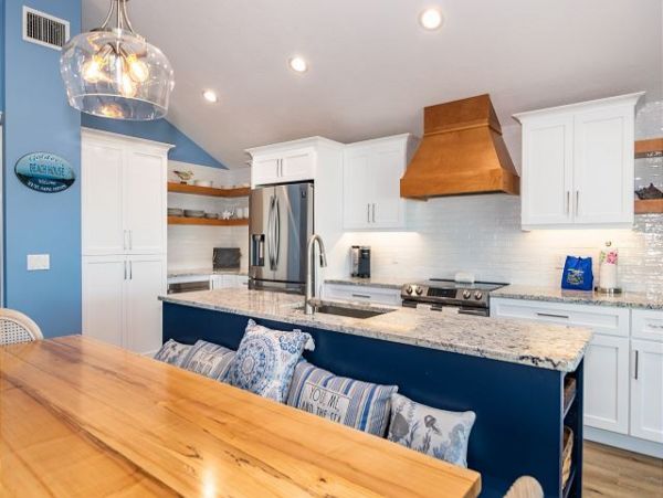 Holmes Beach Gulf Front Vacation Home 3 Bedrooms Sleeps Six