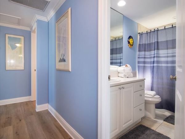 Holmes Beach Gulf Front Vacation Home 3 Bedrooms Sleeps Six