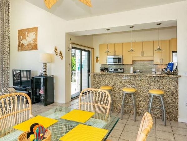 Holmes Beach Beautiful Vacation Rental Beach House