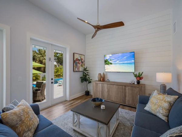 Three Bedroom Anna Maria Island Vacation Pool Home