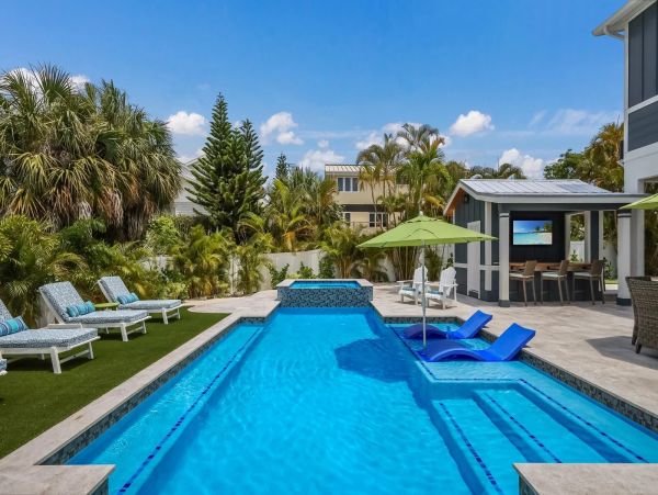 Three Bedroom Anna Maria Island Vacation Pool Home