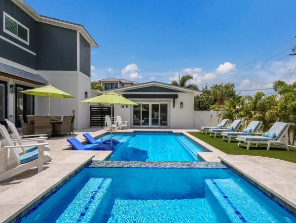 Three Bedroom Anna Maria Island Vacation Pool Home