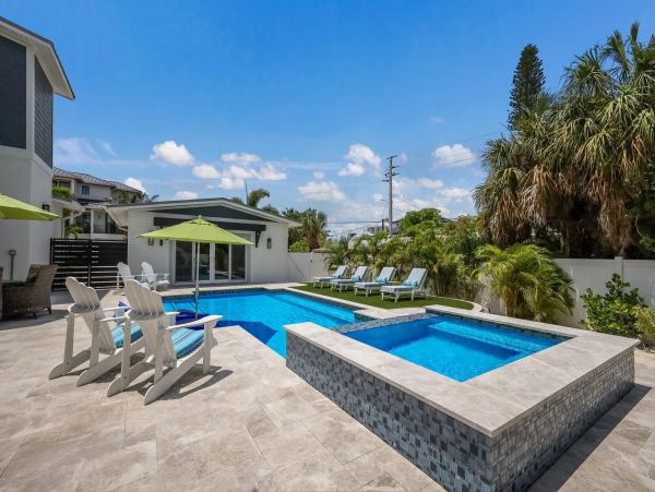 Three Bedroom Anna Maria Island Vacation Pool Home