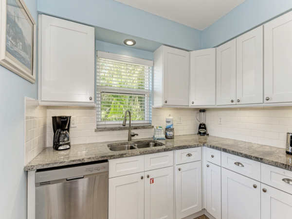 Home Beach Vacation Rental Two Bedrooms Short Walk to Beach