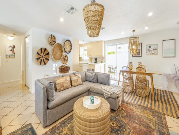 Anna Maria Four Bedroom Vacation Home With Private Pool