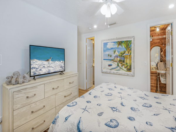 Anna Maria Four Bedroom Vacation Home With Private Pool