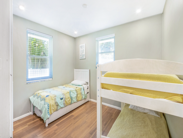 Anna Maria Four Bedroom Vacation Home With Private Pool