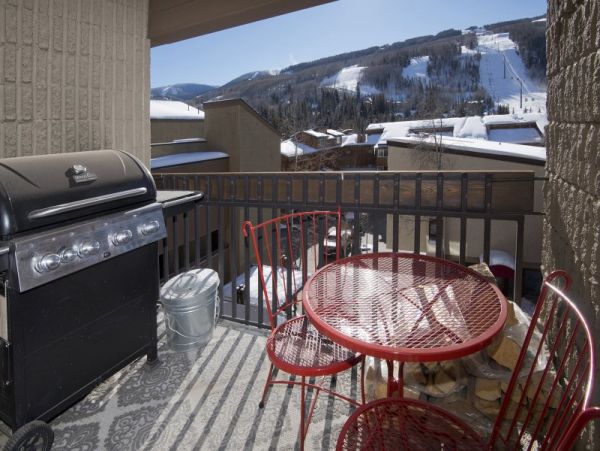 Lionshead Rental Ski Condo with Two Bedrooms.