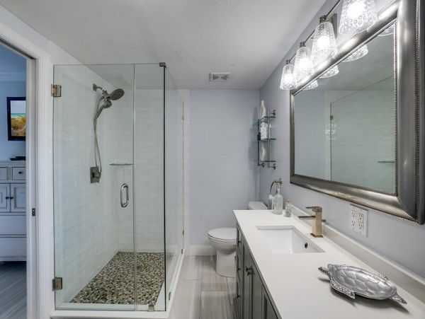 Luxury Anna Maria Island Three Bedroom Vacation Home Pool