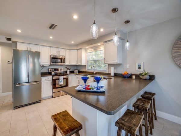 Luxury Anna Maria Island Three Bedroom Vacation Home Pool