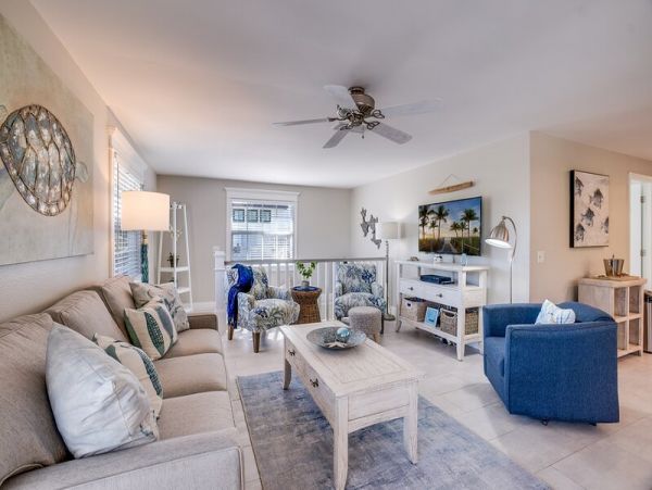 Luxury Anna Maria Island Three Bedroom Vacation Home Pool