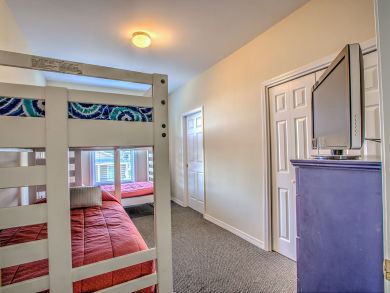 Luxury Vacation Home Super Close to World Class Beach