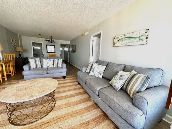 Two Bedroom Vacation Rental Condo in Holmes Beach with Gulf Views