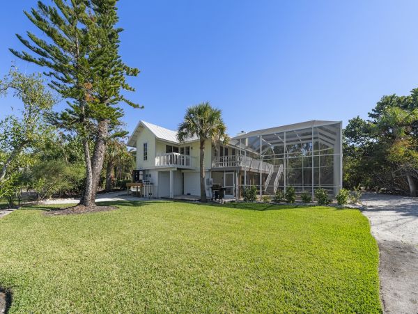 Sanibel Island Vacation Rental - 3 Bedroom Beach Home with Pool & Spa