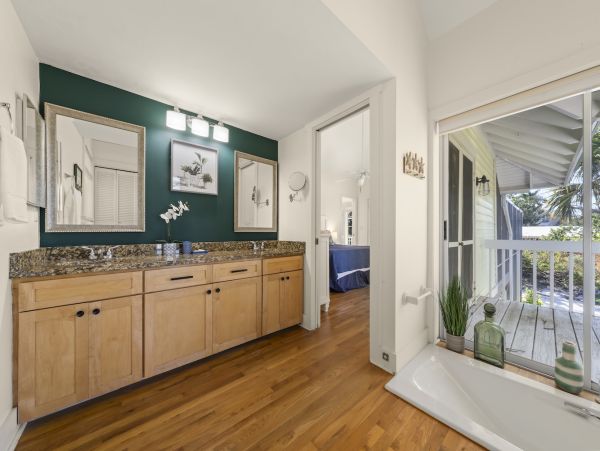 Sanibel Island Vacation Rental - 3 Bedroom Beach Home with Pool & Spa