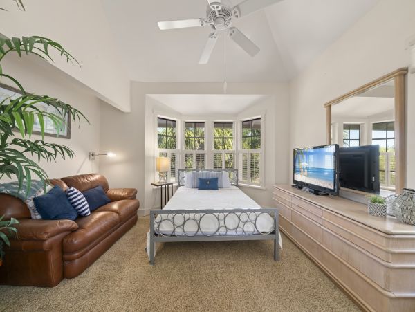 Sanibel Island Vacation Rental - 3 Bedroom Beach Home with Pool & Spa
