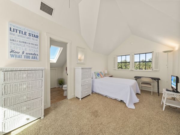 Sanibel Island Vacation Rental - 3 Bedroom Beach Home with Pool & Spa