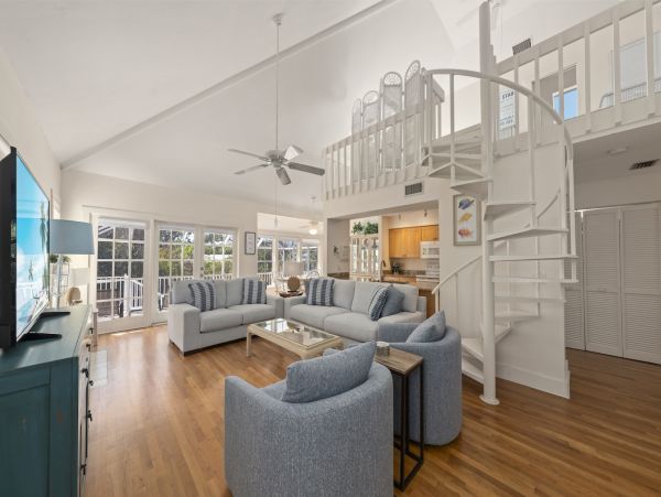Sanibel Island Vacation Rental - 3 Bedroom Beach Home with Pool & Spa